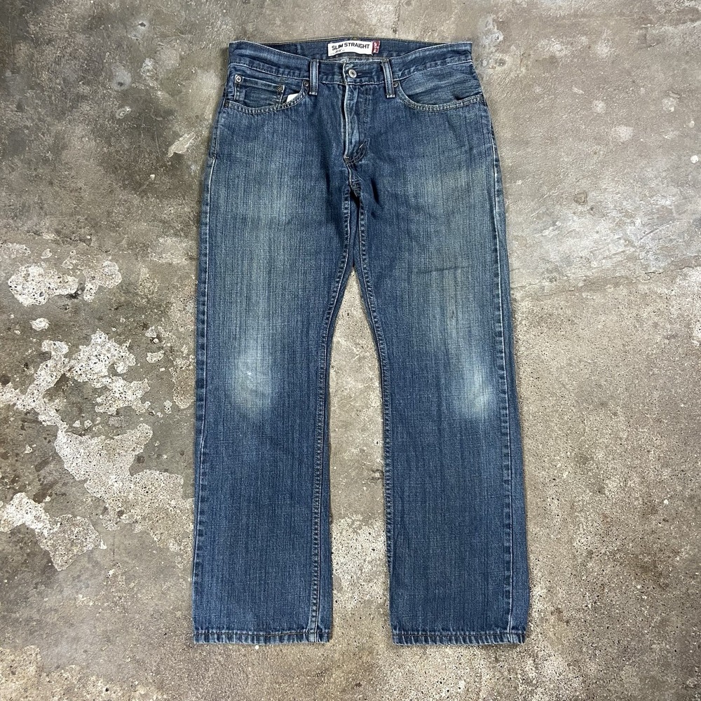Vintage Levi's 514 Jeans Size 33x30 Blue Denim Medium Wash Straight Fit Casual